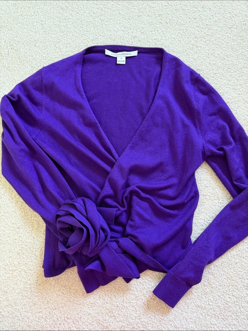 Diane von Furstenberg V-Neck Wrap silk/ cashmere Sweater - medium